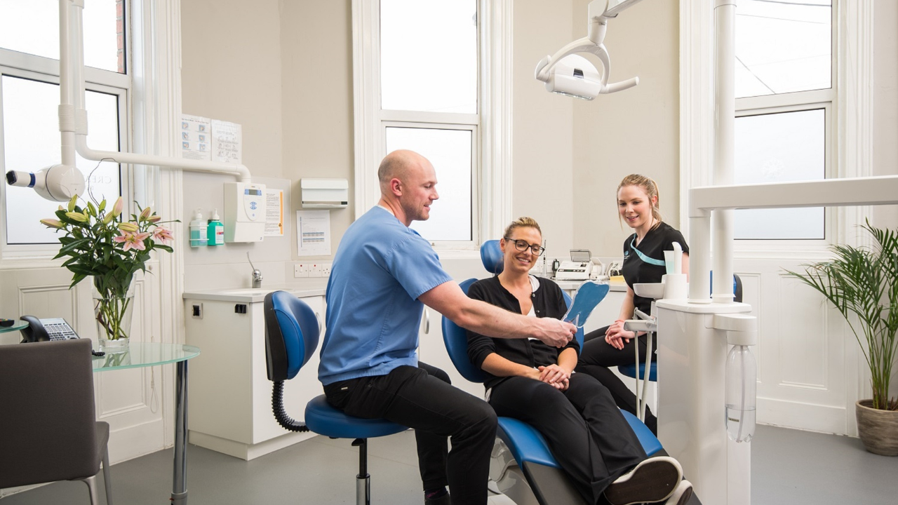 Dental Sealant vs Filling: What Is the Real Difference?